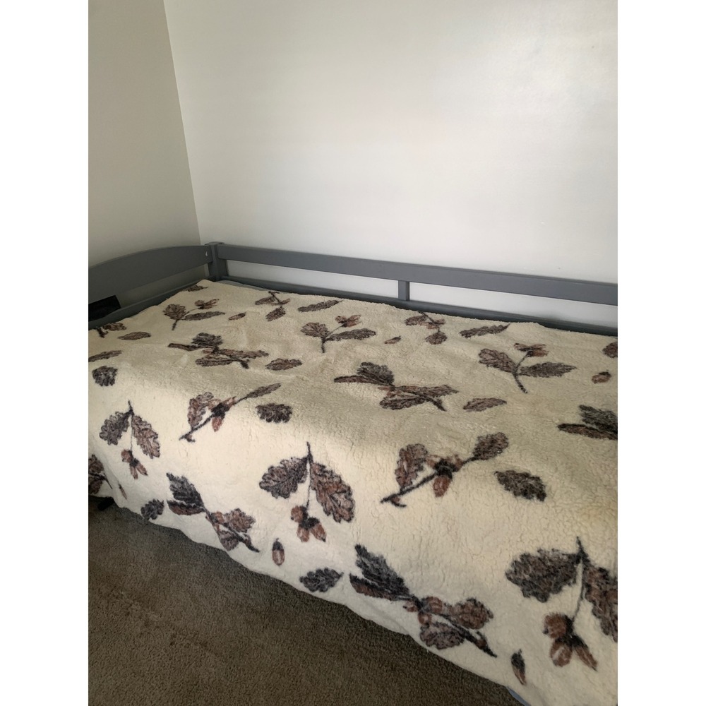 Vintage Oak‎ Leaf Acorn woll reversible Blanket Cream Brown Cottagecore 48x72